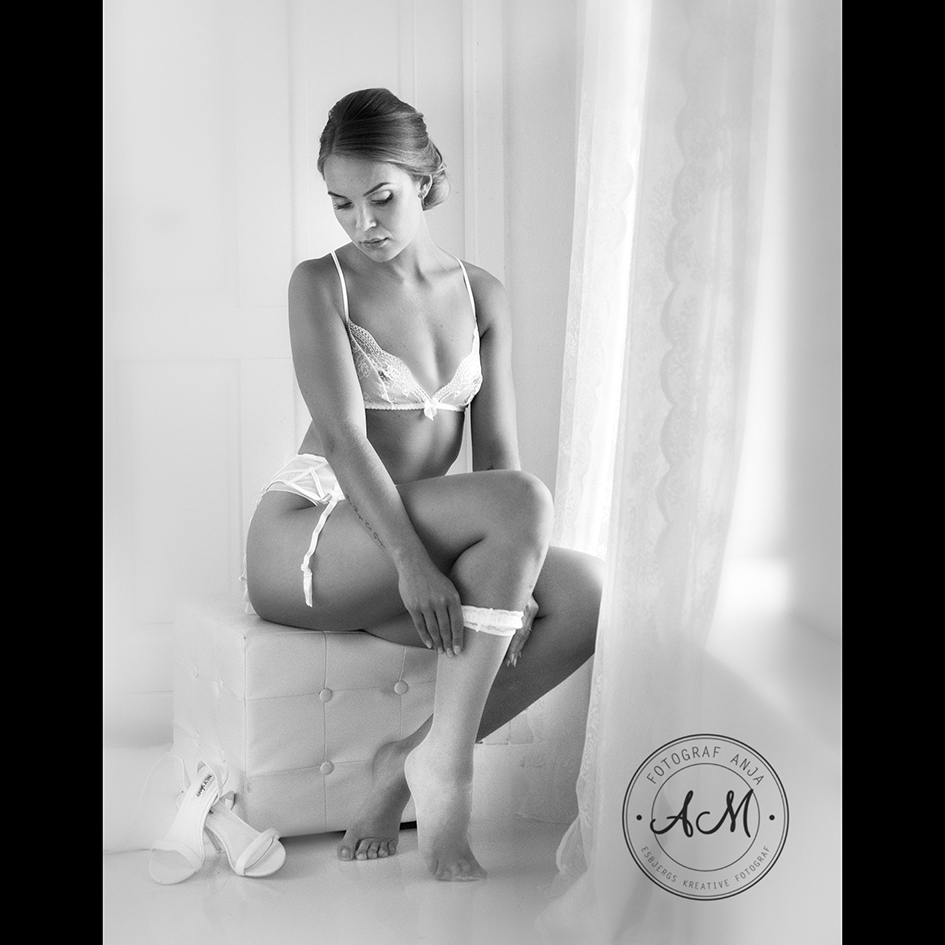 FOTOGRAF ANJA Boudoir Morgengave 1907166-21 27x 1s