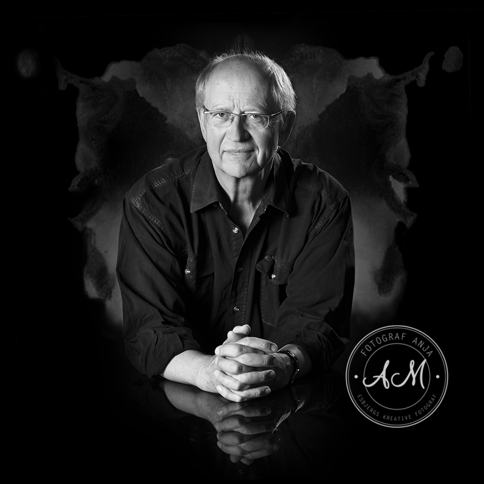 Portraet_fast_ leif inkblot